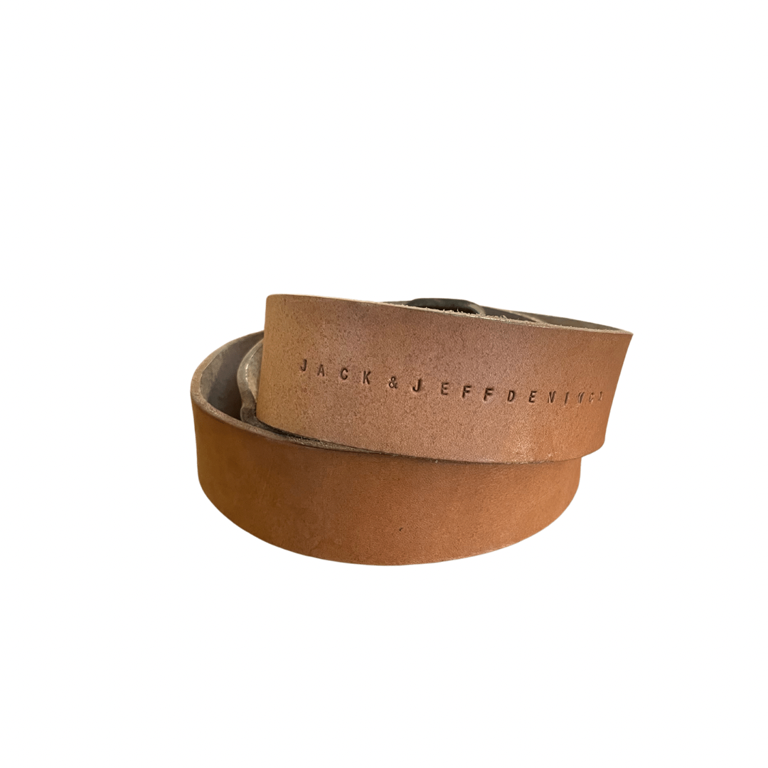 Belt // Veg Tanned Leather // Natural